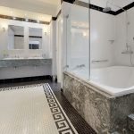 Grosslingova-Bathroom